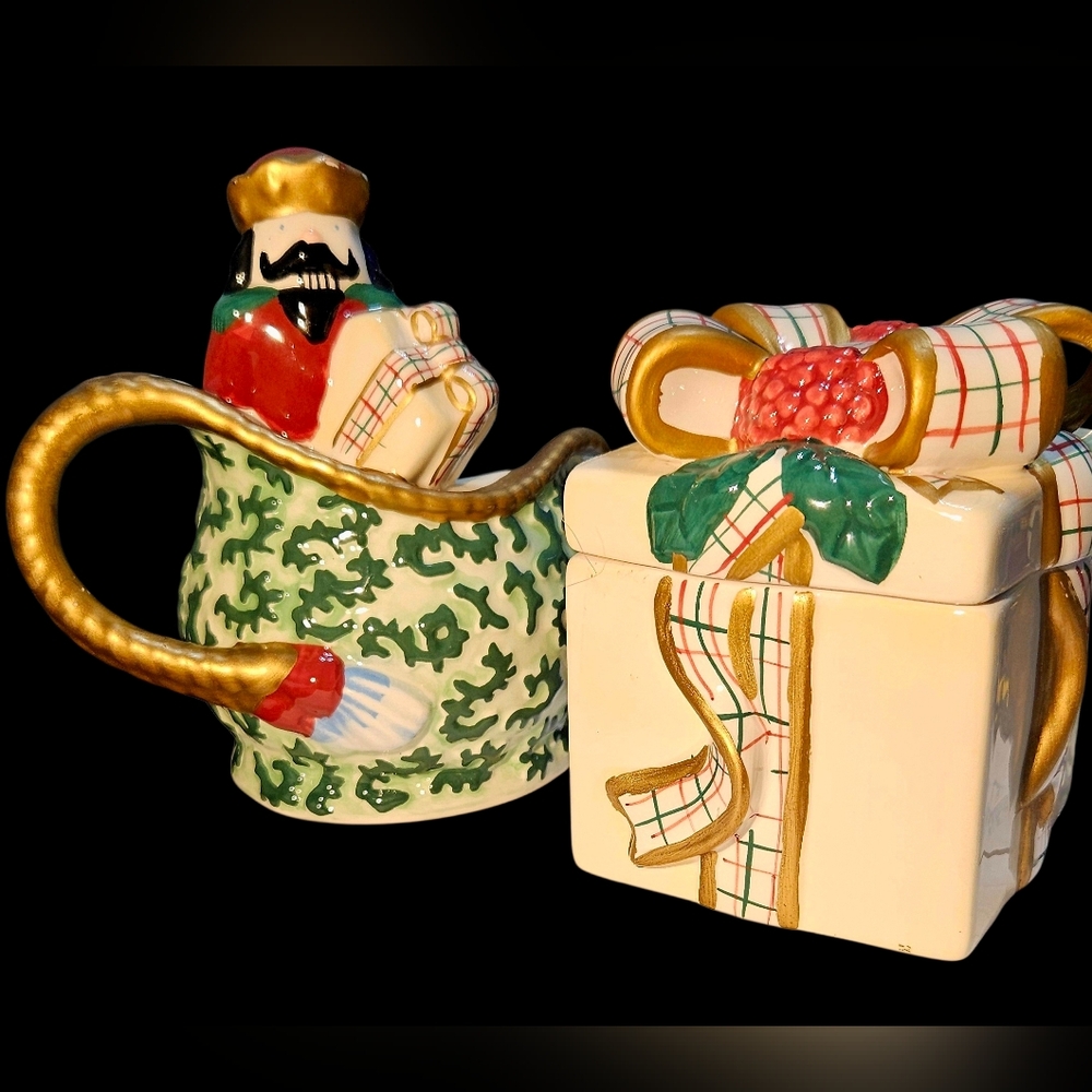 Vintage 2001 Avon "St. Nicholas" Ceramic Christmas Sugar Bowl and Creamer Set